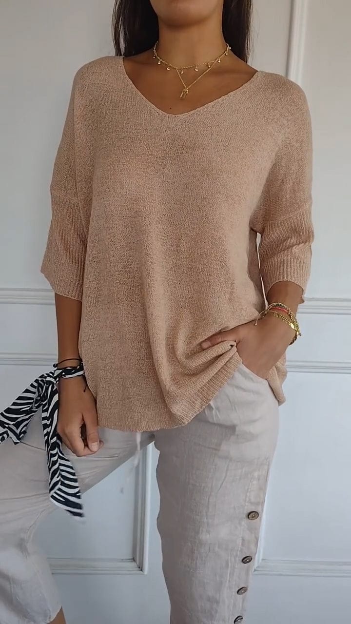 HONORIA | CLASSIC V-NECK SWEATER