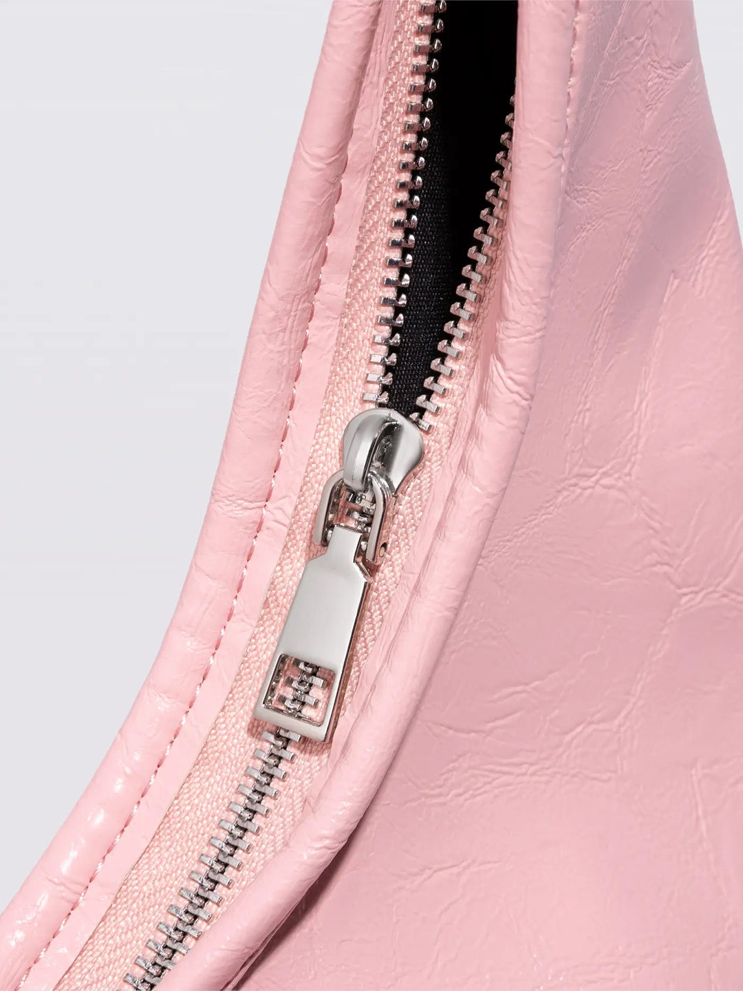 SF Luxe™ Distressed Leather Tote