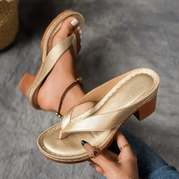 Ascend™ | Orthopedic Heeled Slipper